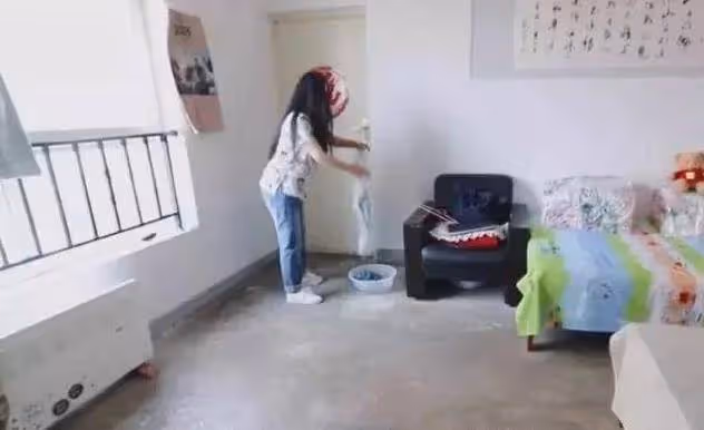 瘋狂追星：為見劉德華逼父親賣腎跳海，花兩千萬請陳冠希拍愛情片