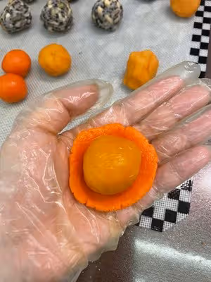 好事發生（好柿花生）月餅
