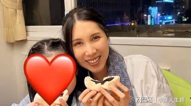 曝余苑綺託夢親選壽衣款式,父母哭到血壓飆至200,弟弟求姐入夢