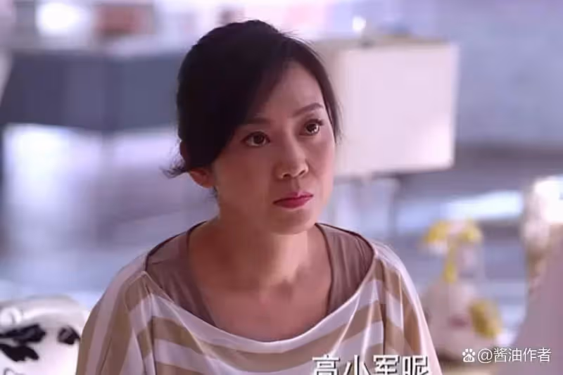 譚松韻被爆料新電影資源!合作的演員是老戲骨,這次又是演高中生