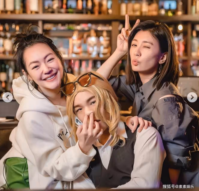 小S獲亞洲最佳脫口秀獎,自稱是國際巨星,感謝姐姐大S