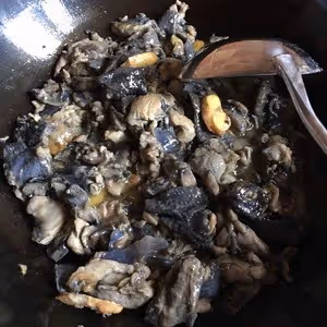 雙椒爆炒烏雞