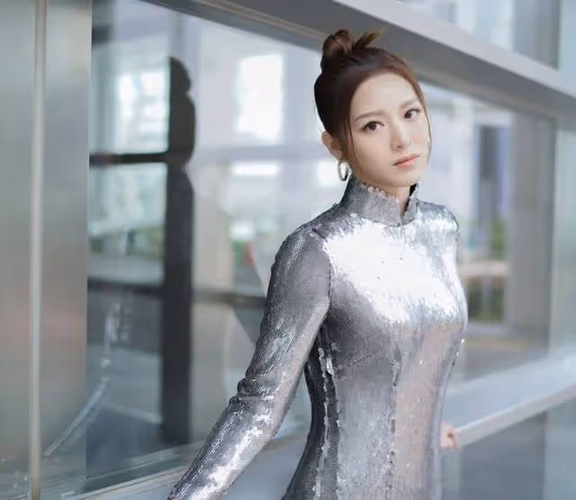 恭喜!TVB知名女星疑遭雪藏後獲解凍,時隔兩年拍新劇做女主角
