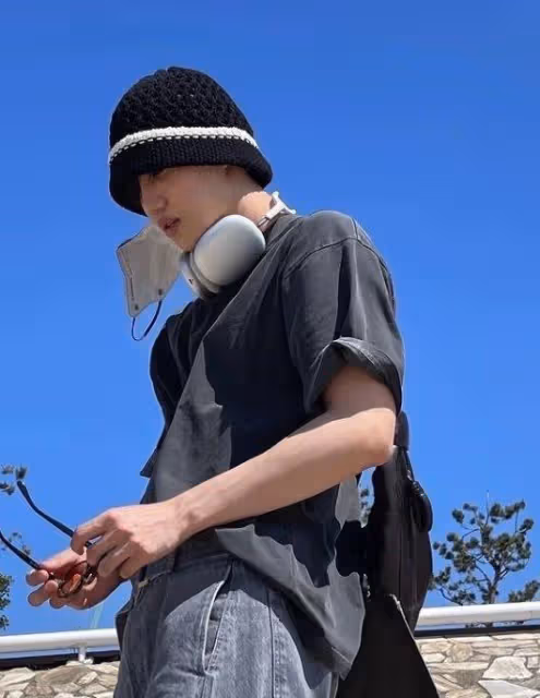 Jennie被爆與V的合照,親密姿勢疑似在戀愛,傳聞男友都是天王級