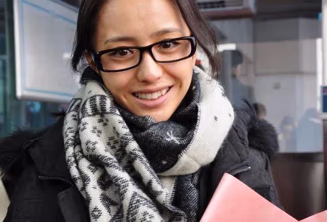 盤點女星素顏:佟麗婭:我卸妝了,熱巴:我也卸妝了,看完baby後,網友:簡直不敢認