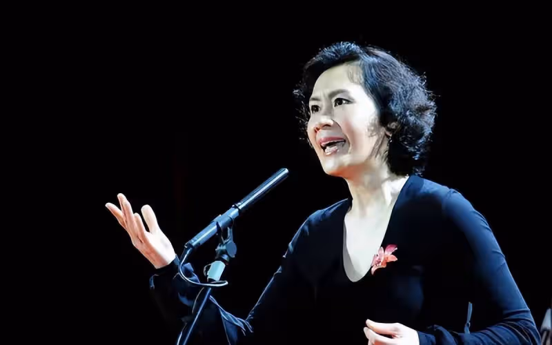 肖雄：80年代傳奇女星，面相和名字都如男兒，首屆金鷹獎最佳女主