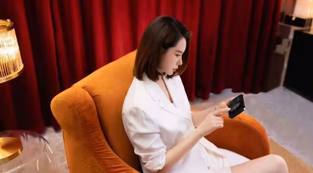 從不被看好到婚姻幸福美滿,李承鉉有何過人之處?