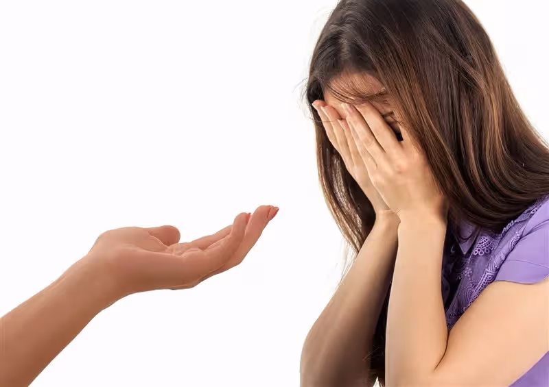 14歲女子一躍而下!千字遺書淚控「父母毀了我」:請收手這種傷害 願弟弟被好好對待「盼來生別再相見」