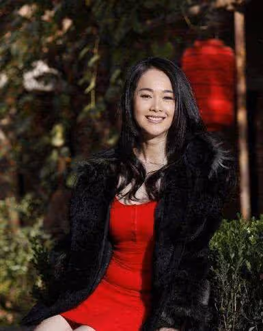 她比許晴更動人,姜文曾一眼相中她,陳道明至今對她念不忘