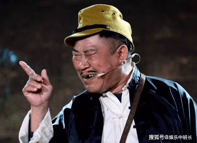 「歪嘴醜男」杜旭東，年輕時帥到逆天，和妻子相愛30年零緋聞