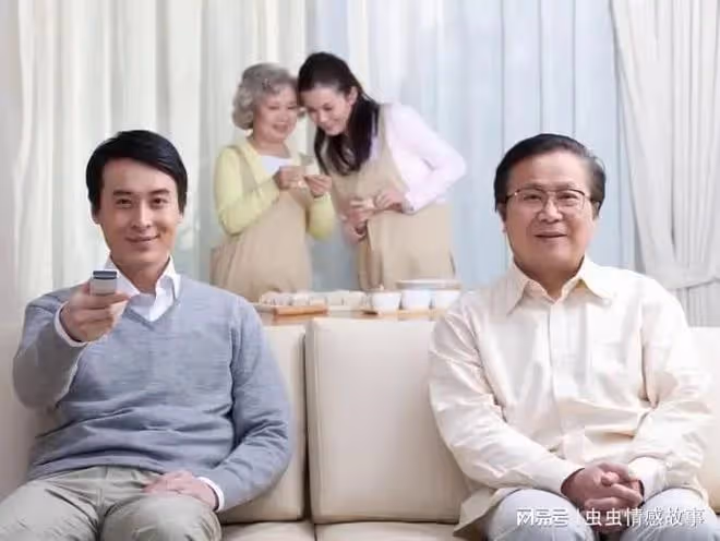 丈母娘生日我給1千紅包，妻子來電我誤按免提，丈母娘直接掀了桌