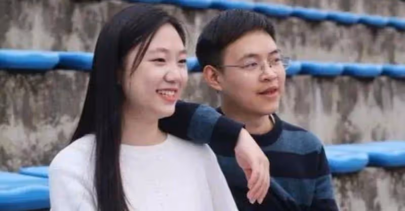 帶女兒回鄉下婆家，吃飯時遲遲不見女兒，見到她後我掀翻了桌子