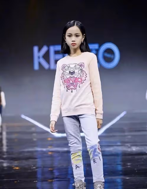 星二代顏值TOP大盤點!胡靜兒子、董潔兒子、曹穎兒子全上榜