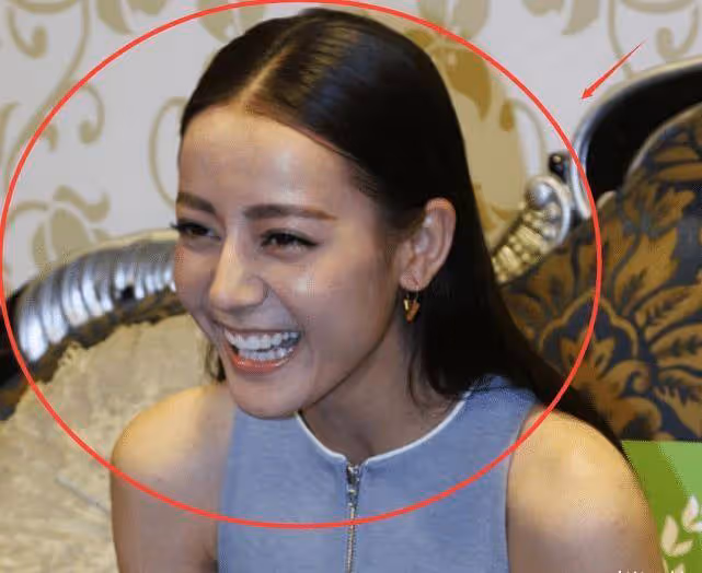 明星關掉濾鏡後, 趙麗穎和熱巴生圖對比, 真實顏值藏不住了