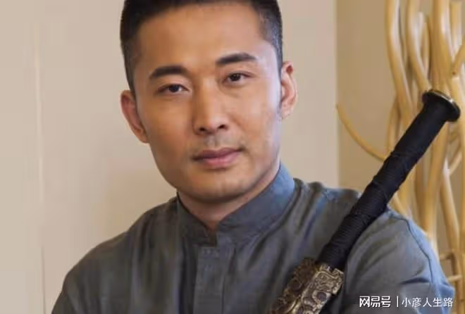 甄子丹超過李小龍,趙冀龍稱他把凌空三腳踢到極致,沒幾人能做到