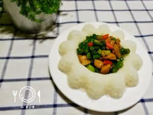 蒜苔雞丁