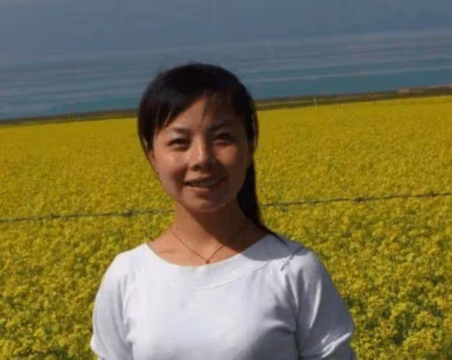 她是國家一級演員 因買不起房回到農村如今...