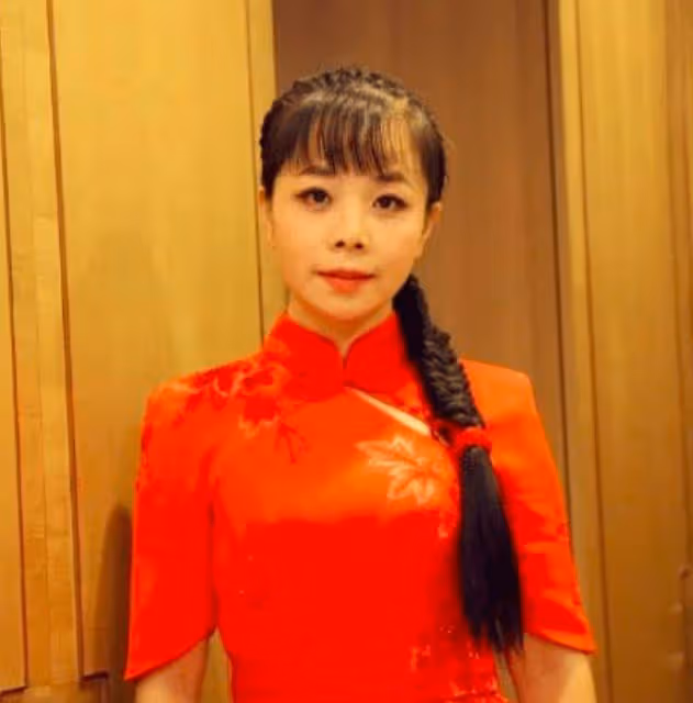 她是國家一級演員,因買不起房回到農村,如今