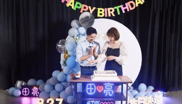 田亮曬全家福慶42歲生日,森碟身高直逼葉一茜,模樣似爸爸翻版
