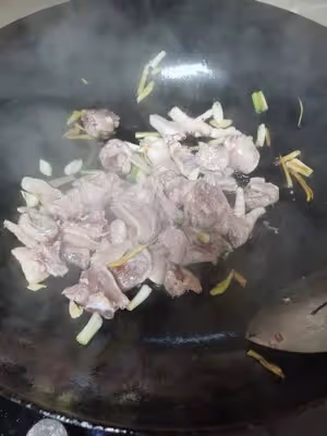 家常香菇燜雞