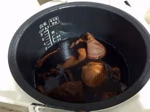 美味的滷水豬肚