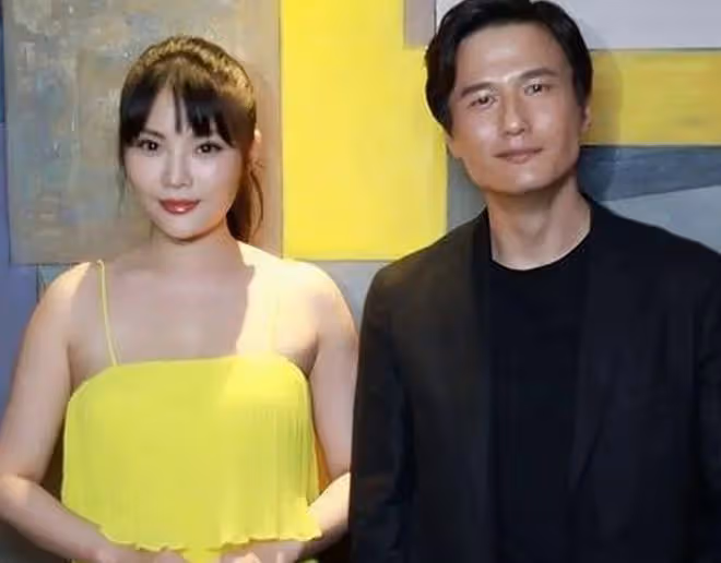 47歲港星尹子維長居內地!吃牛扒喝紅酒太享受,被贊普通話說得好