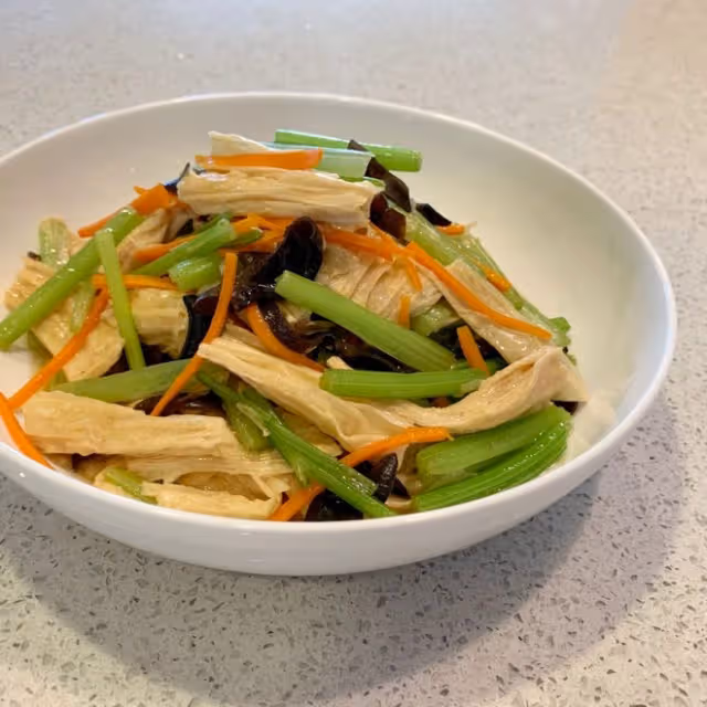 芹菜炒腐竹