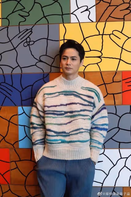 TVB小生喜迎38歲生日!曬一家四口合照,月租4萬豪宅罕見曝光