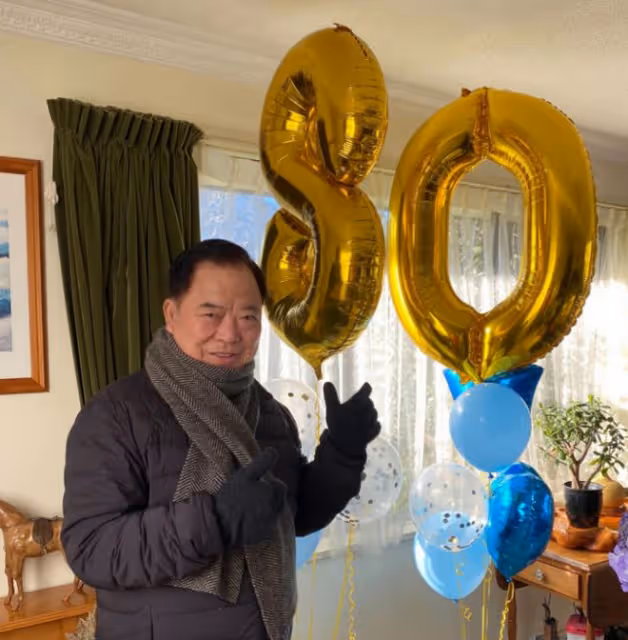 81歲演員井洪國外病逝!移民多年生前渴望回家鄉,遺憾未完成心愿