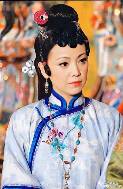 《金枝欲孽》18周年！鄧萃雯嘆娛圈好比宮斗：被打過落冷宮多次