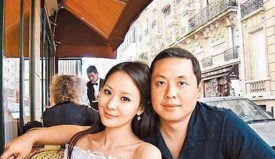 她是台灣第一名媛，21歲嫁給商業大佬，今41歲美成這樣