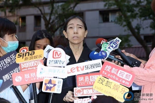 許純美不盡責母親!把女兒認「老公前妻轉世」5歲就送養 修佛轉念想彌補遭女兒拒絕…