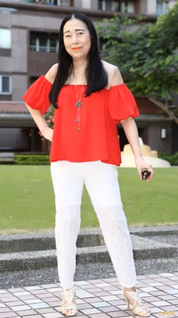 許純美不盡責母親!把女兒認「老公前妻轉世」5歲就送養 修佛轉念想彌補遭女兒拒絕…