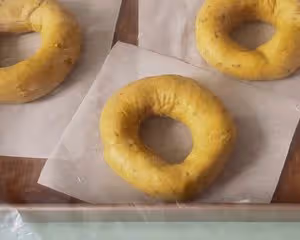 全麥咖喱奇亞籽貝果🥯