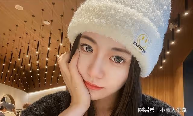 24歲美女網紅周思廷去世,急性消化道大出血致休克,生前胃不好
