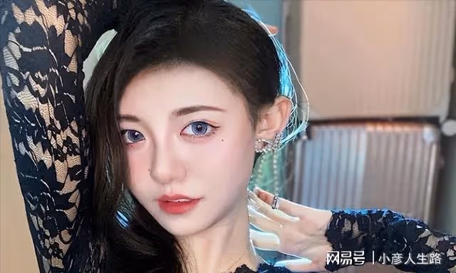 24歲美女網紅周思廷去世,急性消化道大出血致休克,生前胃不好