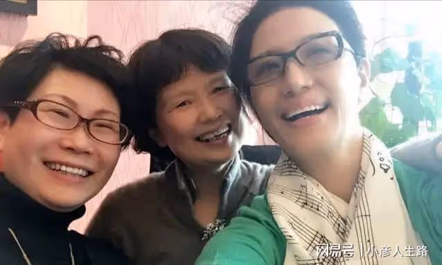 吳玉華:想要孩子決定離婚,再遇畫家生倆娃,一兒一女晚年幸福