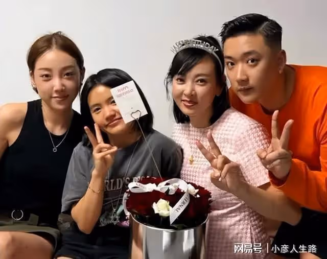 崔晉單手托李勒優,感慨兄妹倆是互相救贖,UU親爸出獄時間引熱議