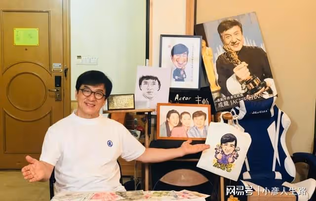 成龍現身杭州喬遷新居,被曝購置四千萬豪宅,開發商老闆親自迎接