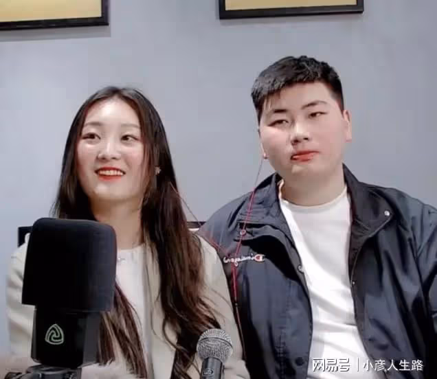 朱單偉陳萌婚紗照「刷屏」,大衣哥否認十一假期為兒子辦婚禮