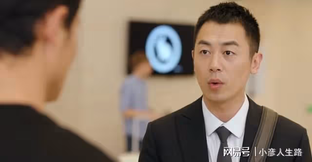 《簡言的夏冬》出圈理由:朱亞文的蘇,萬茜的臉,張萌的穿搭!