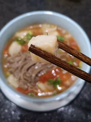 （低脂飽腹）番茄龍利魚蕎麥麵
