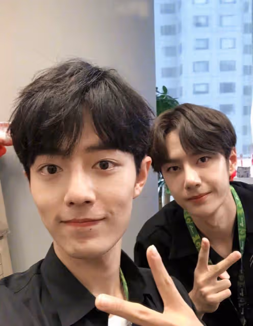 因《陳情令》愛上肖戰王一博，一人委屈巴巴，另一人成圈內香餑餑_資源_發展_頂流
