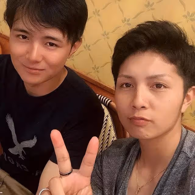 星二代花光遺產下海,交往12天閃婚跨性別拳手,僅2個月宣布離婚