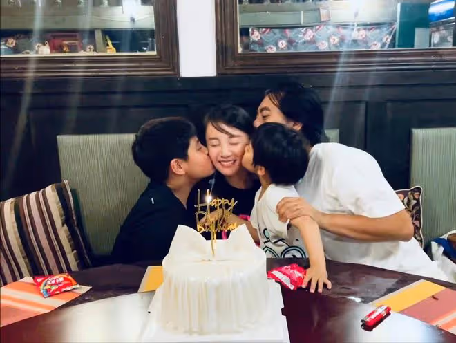 46歲陳龍近照大變樣，滿頭白髮鬍子拉碴，皮膚被曬脫皮模樣難辨認
