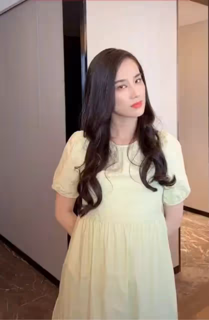 拼三胎?39歲黃聖依近況曝光疑懷孕 穿孕婦裝