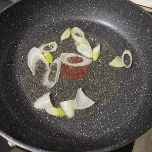 茄子燜面