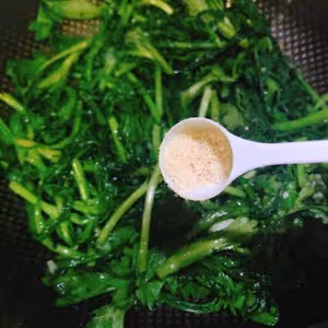 ［蒜香清炒時蔬］