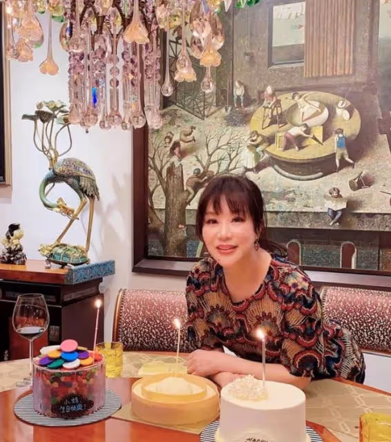 呂良偉妻子豪宅宴客!大魚大肉太豐盛,劉嘉玲戴百萬名表顯闊氣