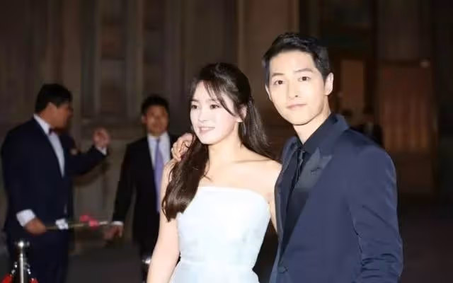 宋慧喬絕密隱私曝光!情史混亂不堪,相傳被財閥包養得病導致離婚
